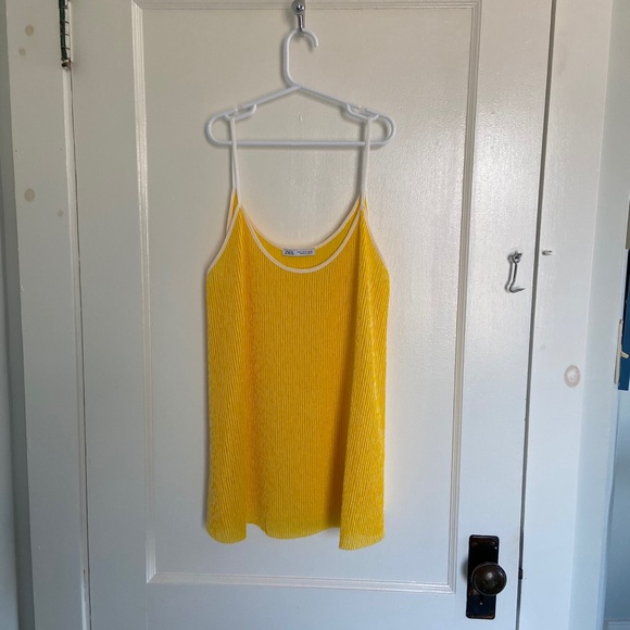 Summer Top - Picture 2 of 3